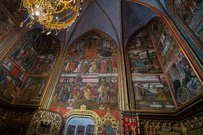 Royal Splendor Unveiled Private Prague Castle Interior Tour - St. George’s Basilica (15 Minutes) and Golden Lane: Two Ages, One Walk