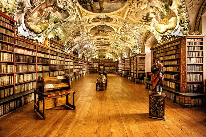 Saint Vitus Cathedral and Hidden Gems of Prague Castle - Nový Svět and Hradčany Square: fairytale corners without the crowd math