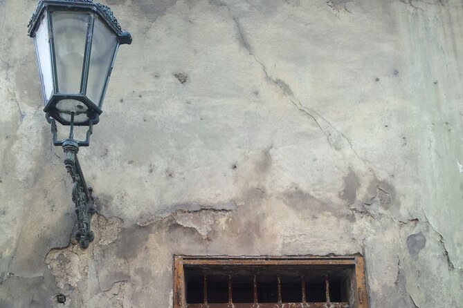 Scary Prague Walking Tour - Stare Město stop: ex-execution site, ex-cemetery, St. Agnes Convent, and the oldest synagogue
