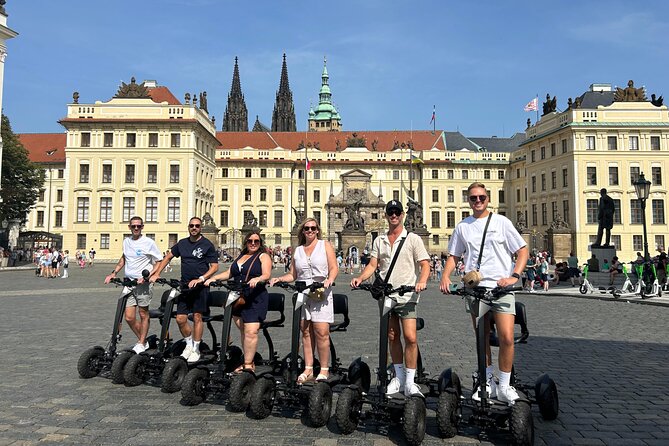 Scooter tours to Prague Castle and views. - Prague Castle square without going inside: the panorama value
