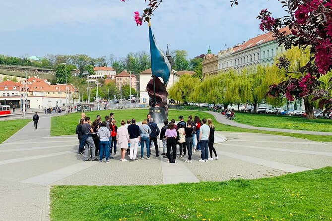 Second World War & Communism (Tip-based 3 hour tour) - Klárov: the resistance story and the shape of Czechoslovak independence