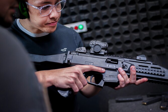 Shooting Range Prague - RANGER Prague - Group size and pacing: what to expect with your lane mates