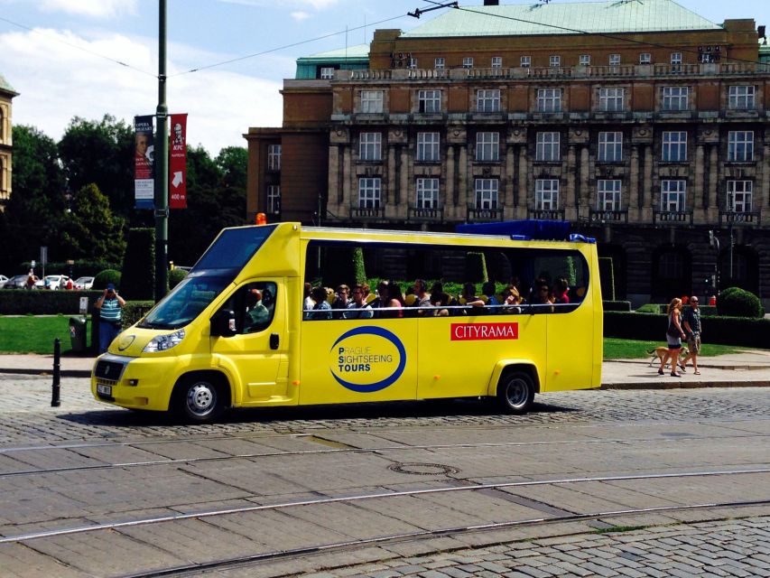 Short city tour by bus - 1 hour - Power Gate: A Gothic Landmark With a Job Description