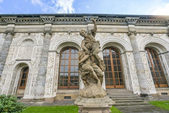 Skip the line: Prague Castle Interiors Tour with Local Guide - Guides really shape the experience: from Ana to Ross to Hannah