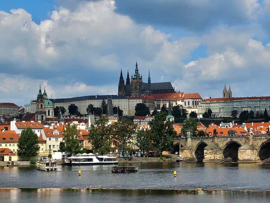 Skip-the-Line Private Tour of Prague Castle & Hidden Gems - Key points at a glance