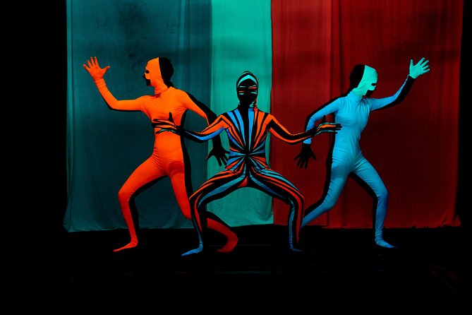 Skip the Line: WOW Show Black Light Theater in Prague Ticket - Venue Details: Underground Stairs and an Art Deco Backdrop
