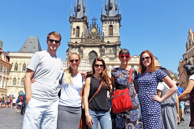 Small Group Prague Old Town and Jewish Quarter Walking Tour - Old Town Hall and the Astronomical Clock: how to watch it without guessing