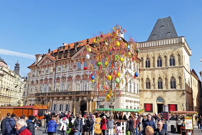 Small Group Prague Old Town and Jewish Quarter Walking Tour - Churches, Gothic details, and the changing face of worship