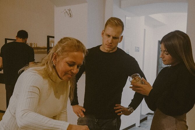 Soy Candles Workshop in Prague - The 1.5-Hour Flow: What Happens During the Workshop
