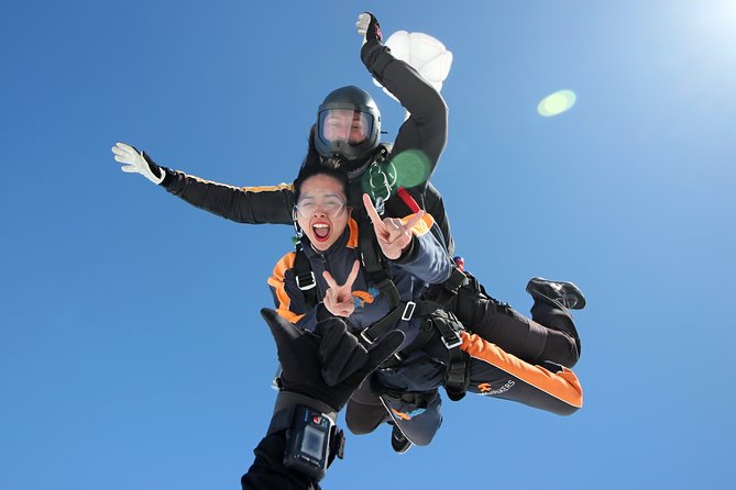 Tandem Skydiving Adventure in Prague - Safety, Comfort, and Practical Limits: Age, Weight, and Weather