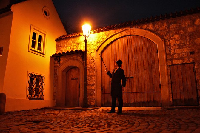 Telltale Ghost Tour - The Real Secret Sauce: Guides, Timing, and How You Walk