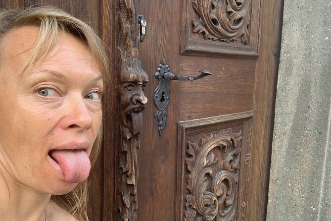 The Best of - private tour with PERSONAL PRAGUE GUIDE - Practical extras: maps, souvenirs, and getting unstuck after the tour