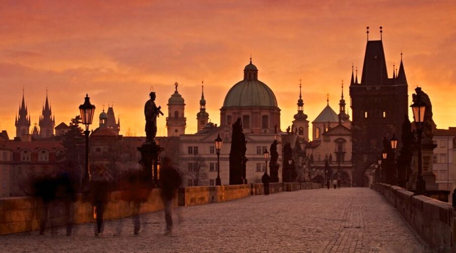 The essentials of Prague - Charles Bridge and the Bohemia timeline: from power to reinvention