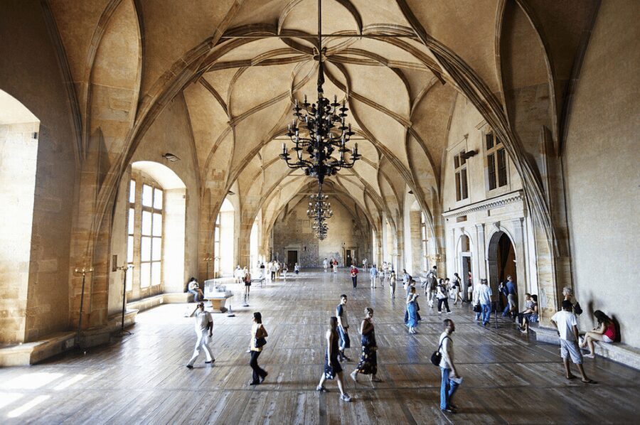 Tour of Prague Castle in italian language ticket included - Golden Lane: Tiny Houses, Big Stories