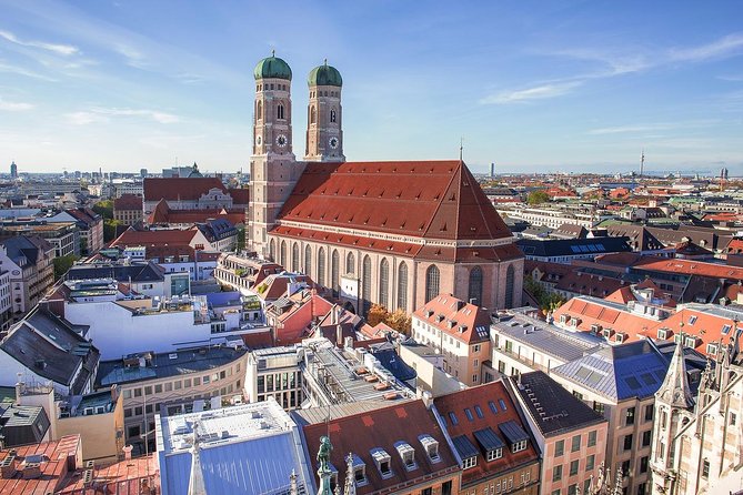 Transfer from Prague to Munich: Private with a 2 Hour Stop - Vehicle size and luggage: make the booking match your group