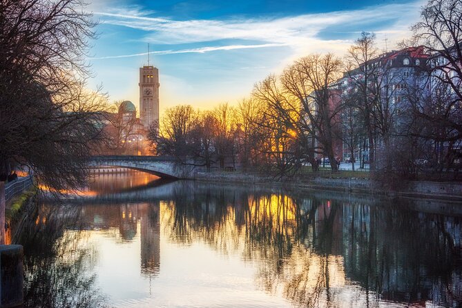 Transfer from Prague to Munich: Private with a 2 Hour Stop - Breaks, water, and comfort details that matter on a long route