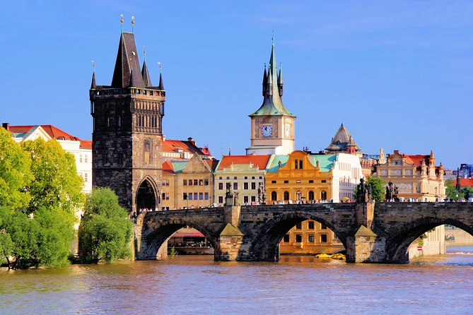 Two-Hour Morning Walking Tour of Prague Castle - Getting There: Meeting Point, 10:00 Start, and the Tram Beat