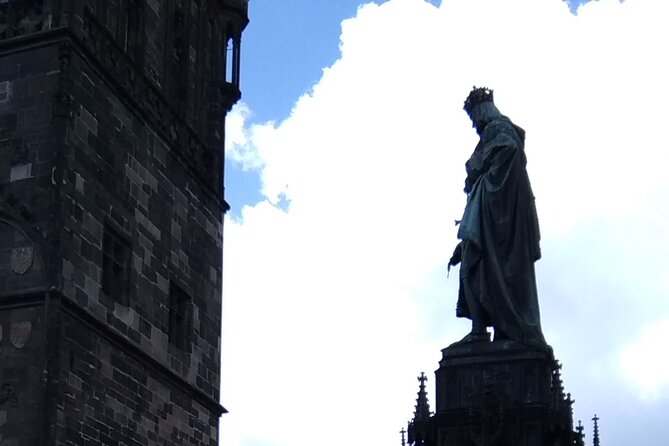 Ultimate Prague Private Walking Tour - Why a private Prague walk beats solo sightseeing