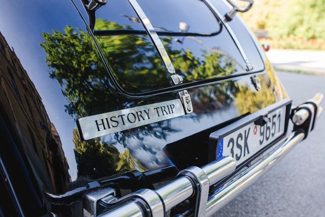 Vintage Cars Prague - Grand City Tour 150min / 1-6 pers. 2,5hrs - The big route: from the Astronomical Clock to Prague Castle