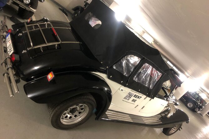 Vintage Cars Prague - Grand City Tour 150min / 1-6 pers. 2,5hrs - Open-top comfort: blankets help, but noise and bumps are real