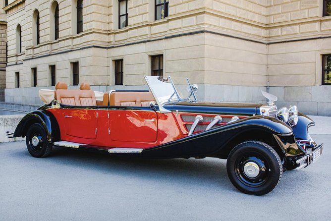 Vintage Cars Prague - Sightseeing Tour 90min / 1-6 pers. - A synagogue glimpse plus the fast rhythm through Old Prague