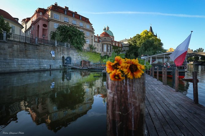 VIP Private tour Prague: Castle, Lunch, Beer, Boat - Stare Město (Old Town): where the stories connect