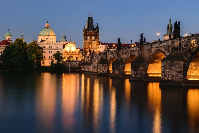 VIP Tour: Professional photos - You and Prague Best Monuments - Old Town Square finish: turning the final stop into a memorable keepsake