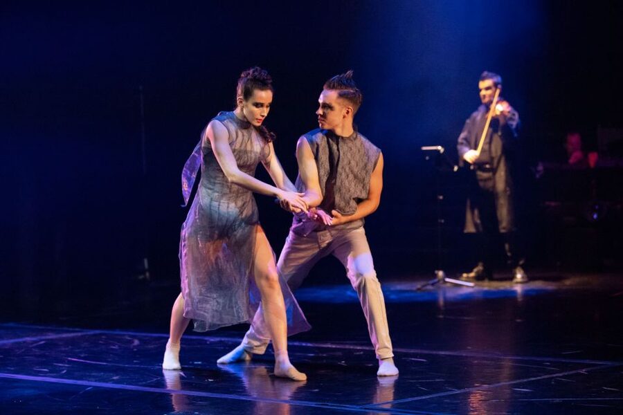 Vivaldianno The Show in Theatre Hybernia - Dekkadancers choreography meets Vivaldi with art-rock edges