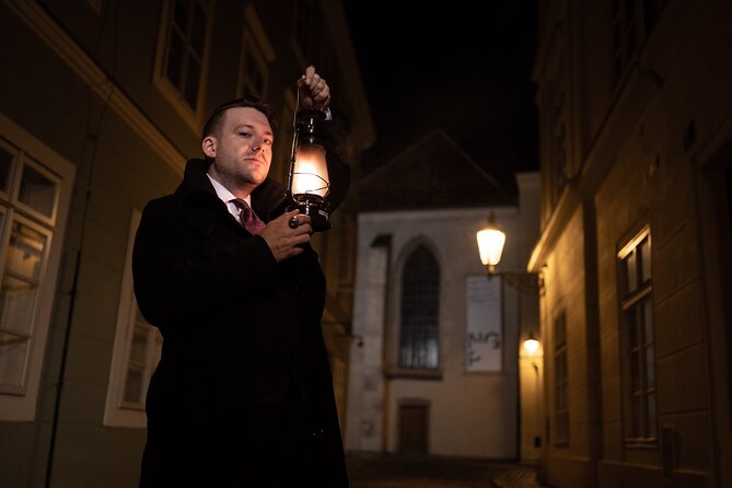 Walking Night Tour Ghost Stories and Legends of Prague's Old Town - Stop 1: Stare Město (Old Town) square legends