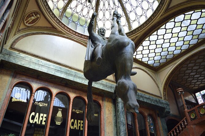 Walking Tour in Prague with Local Historian - The local historian: Ivitsa’s style and what it means for you