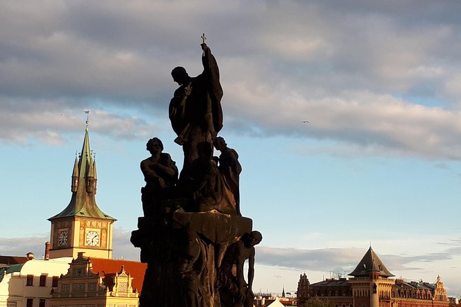 Your own guide for Prague Coronation Route Tour - Getting picked up in Prague and keeping the day smooth